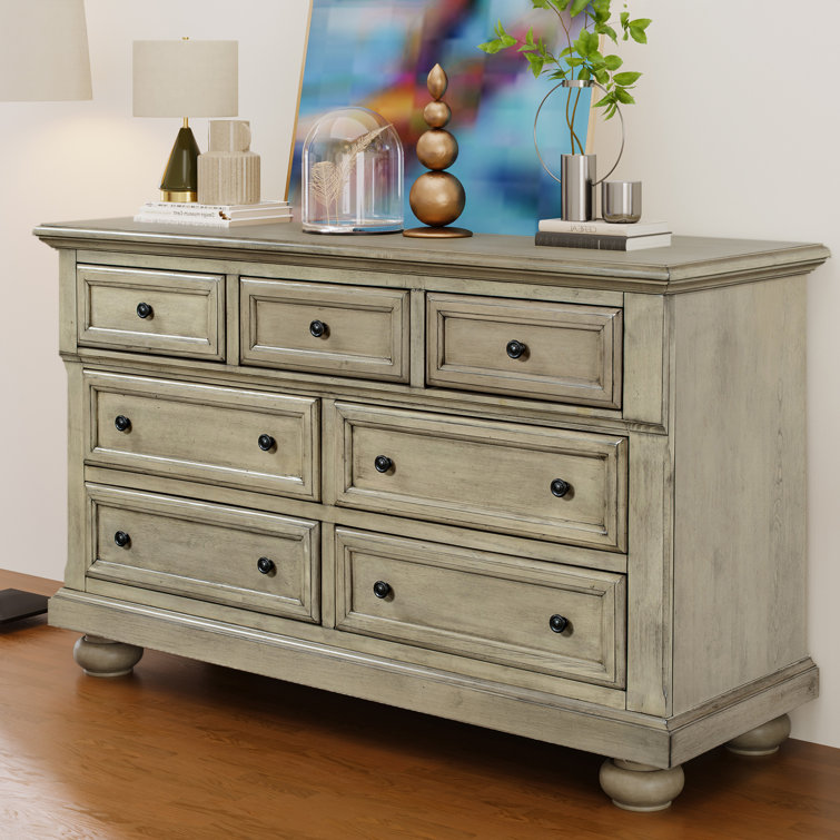 Gray 7 on sale drawer dresser